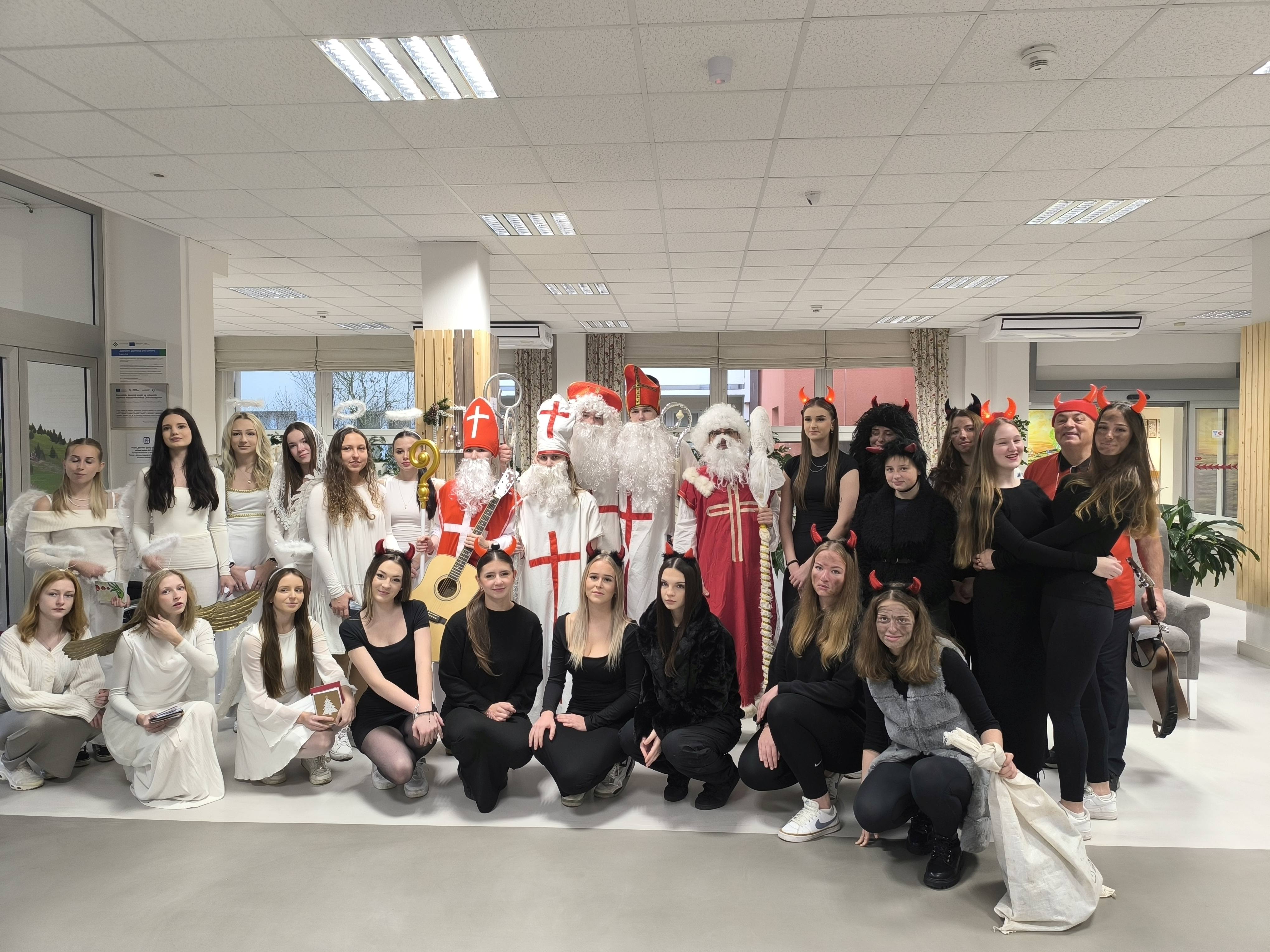 studenti Střední zdravotnické školy v Českých Budějovicích