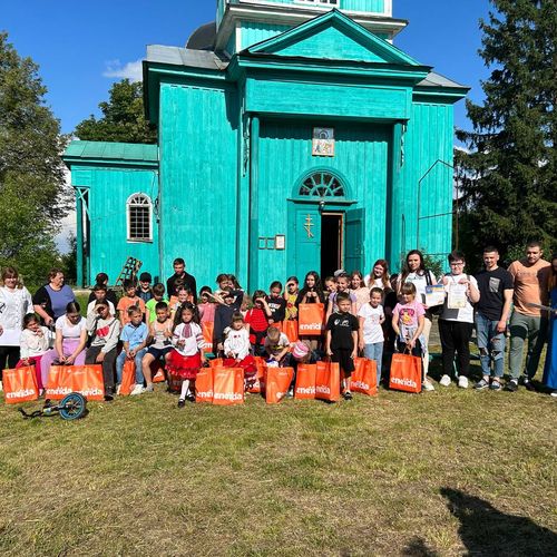 Sweets for children of the village in Kyiv region