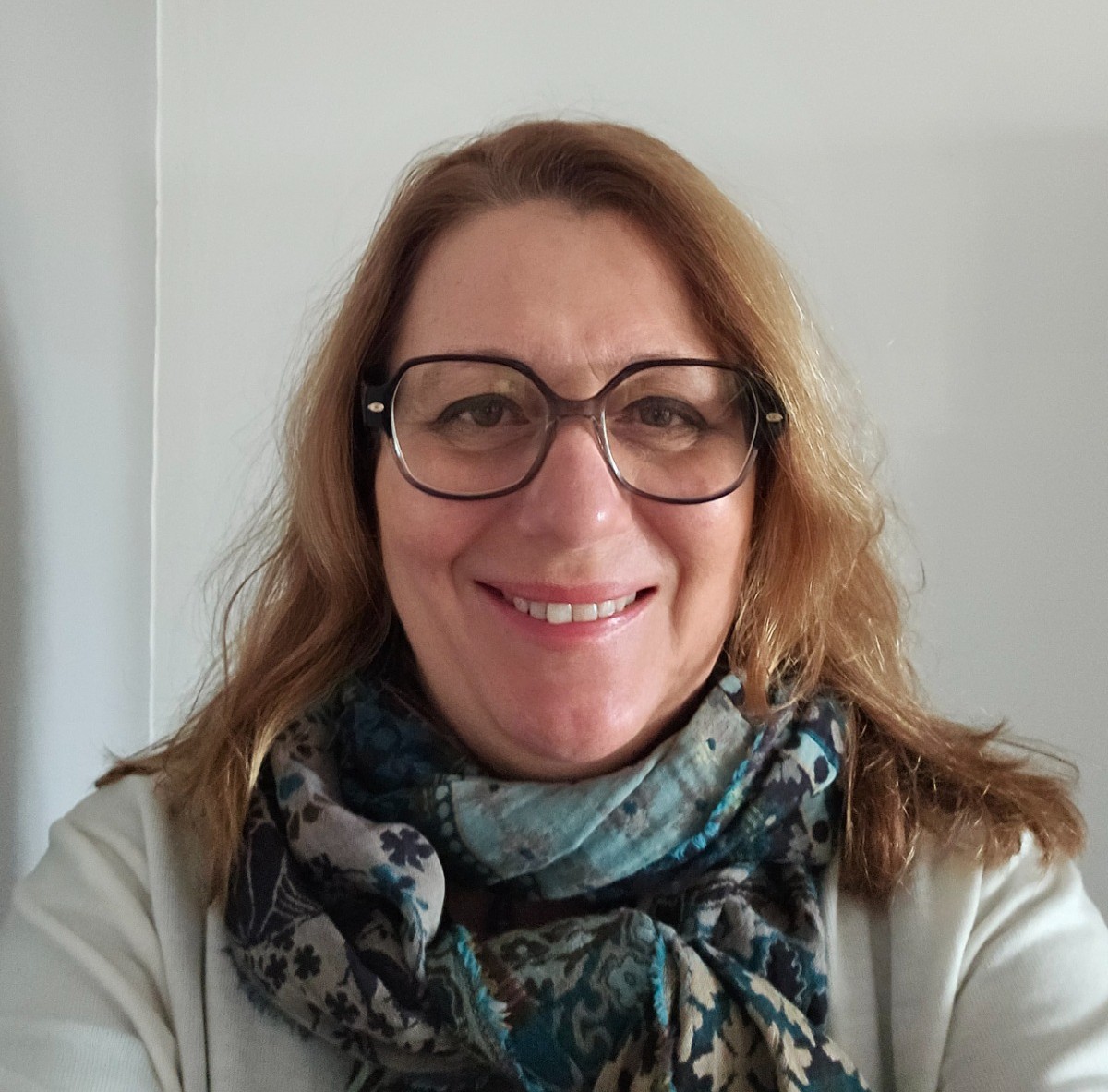 Dr Françoise Bernard