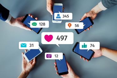 People sharing content