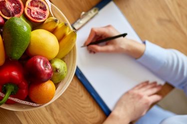 Fruits and a dietician
