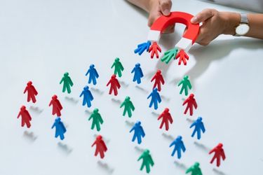 Lead Generation - Magnet attracting people