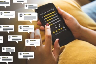 A person reading online reviews
