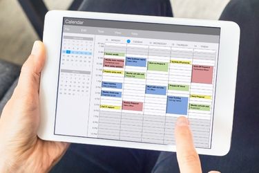 Managing Time with a Calendar
