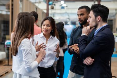 SEO local para pequenas empresas: aumentando a visibilidade online 4 Rede de pessoas