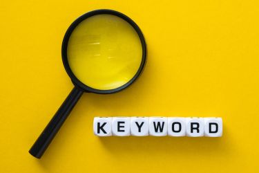 Keyword with a magnifyier