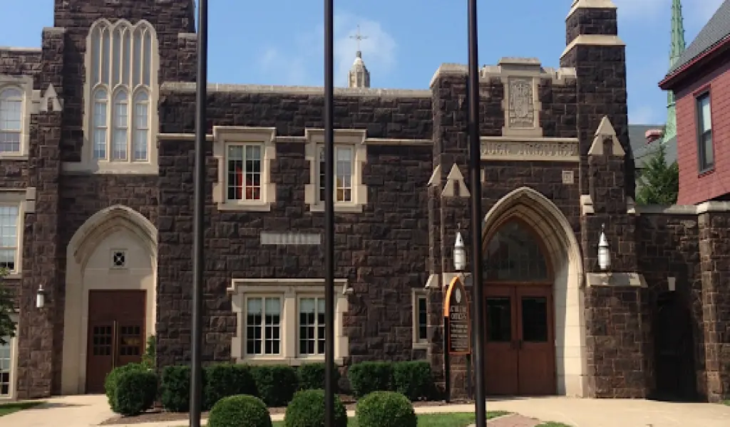 Charles Wright Academy campus