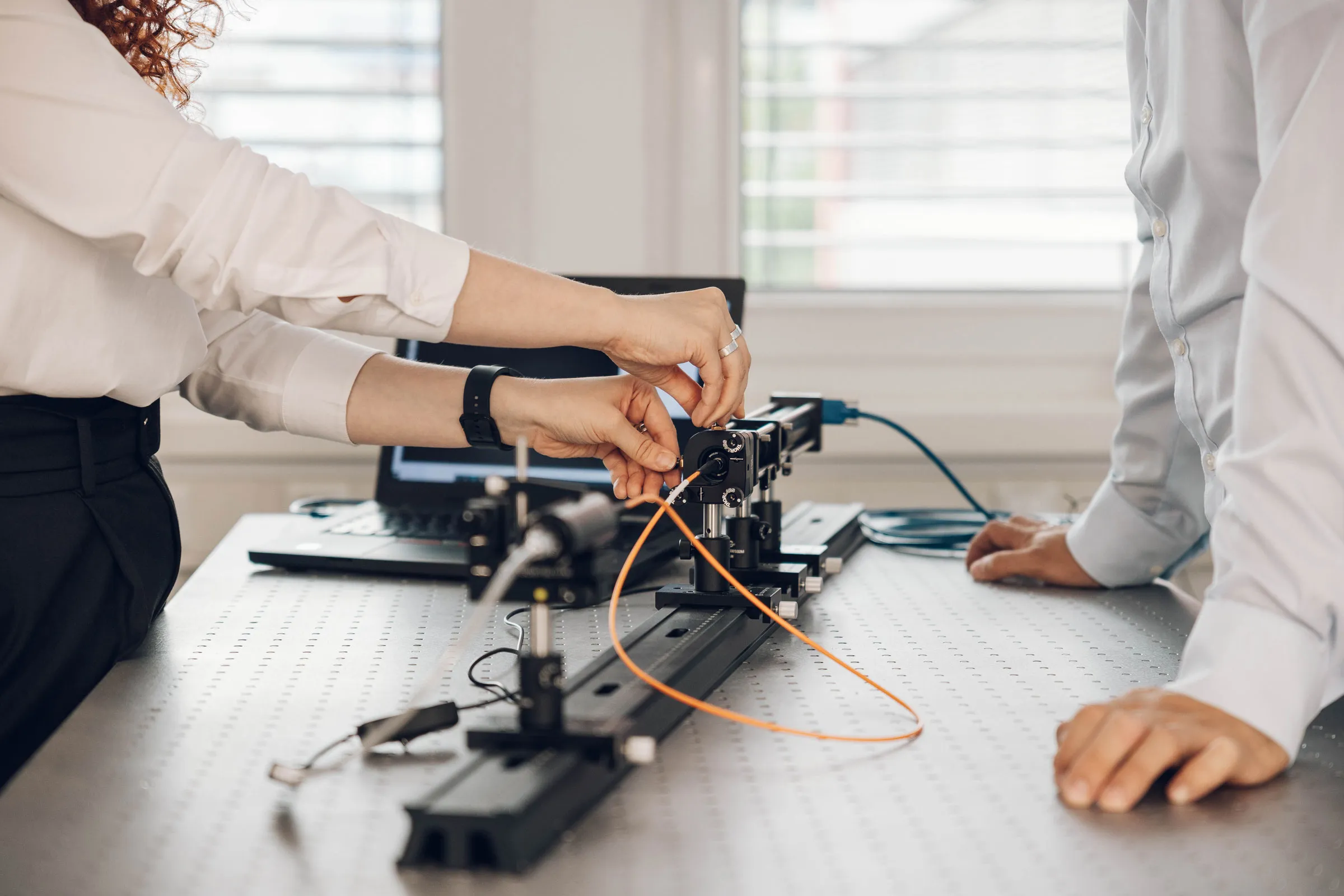 Working at the laboratory at Photonics Precision Engineering GmbH in Jena