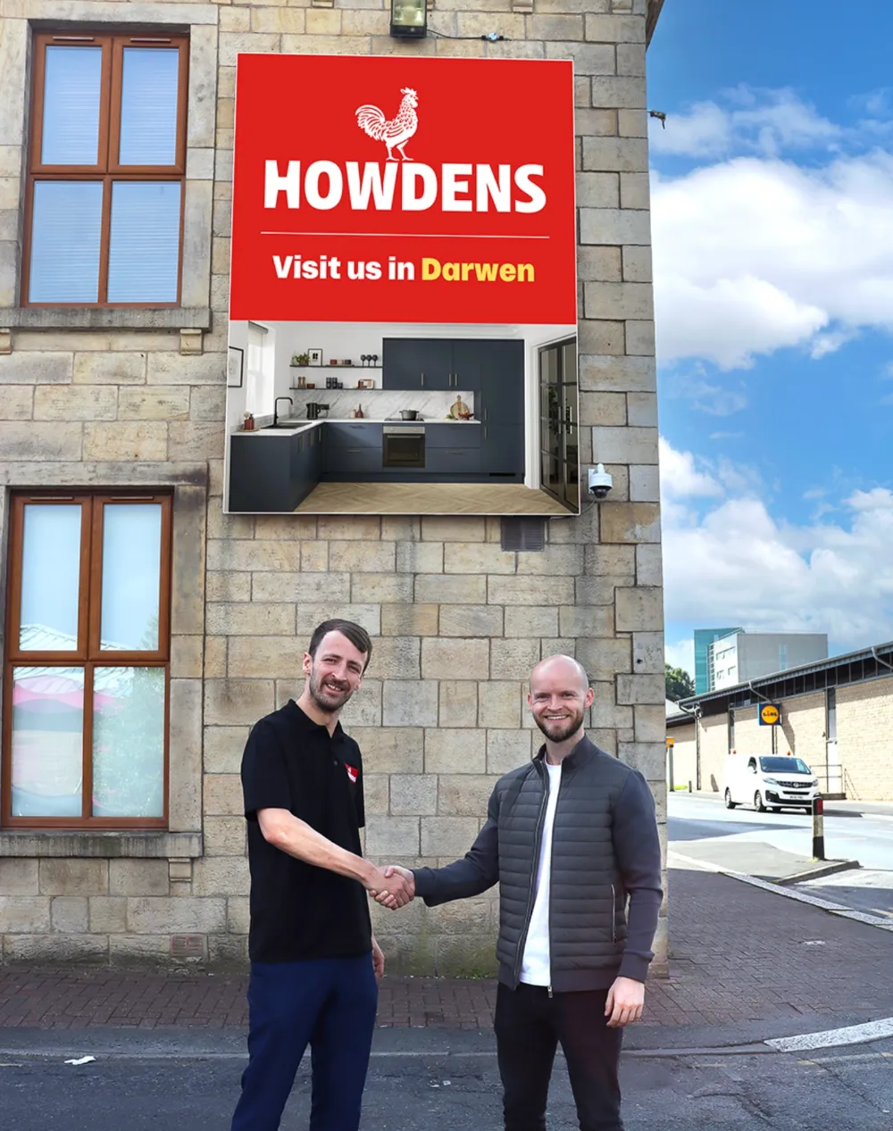 Digitial billboard advertising Howdens