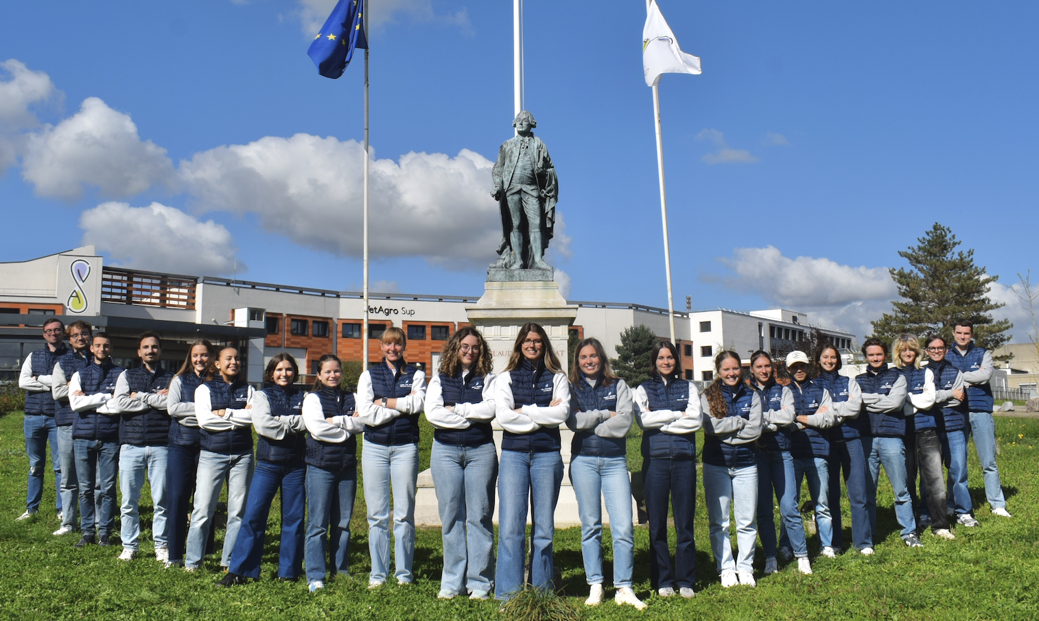 Photo de groupe du mandat 22-23