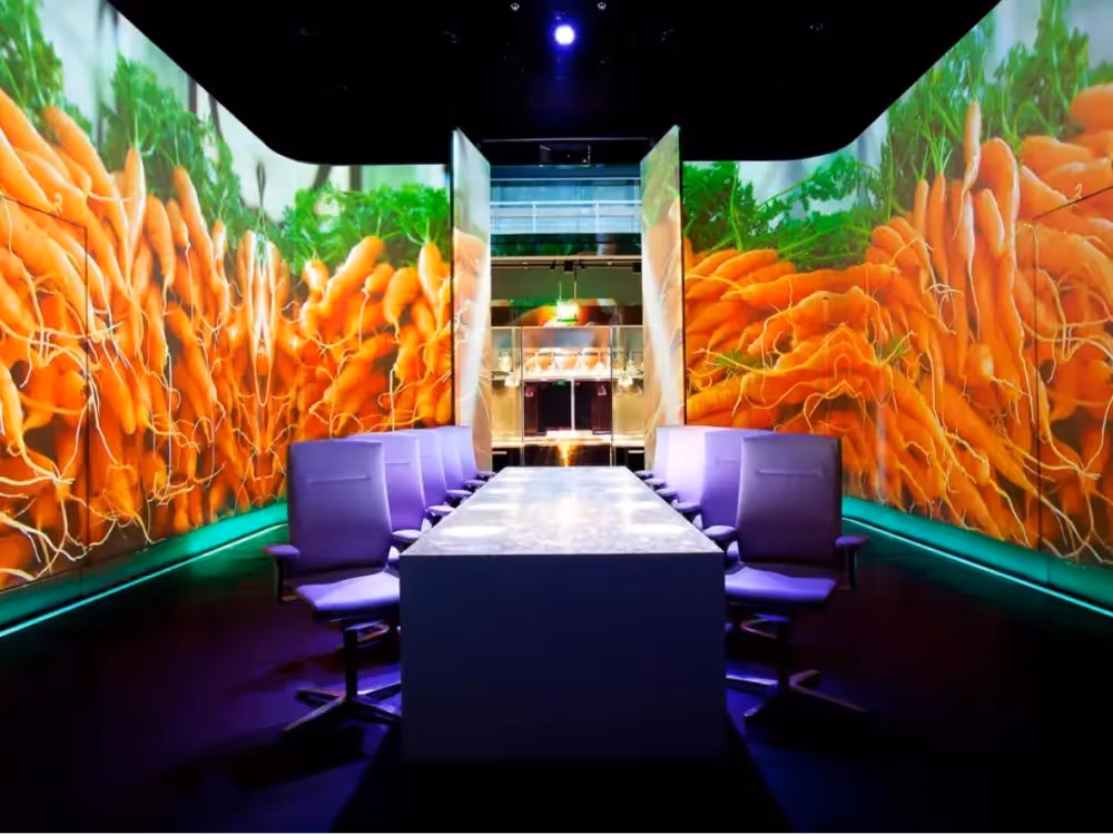 Tasting Emotion: Multi-Sensory Experience at Ultraviolet