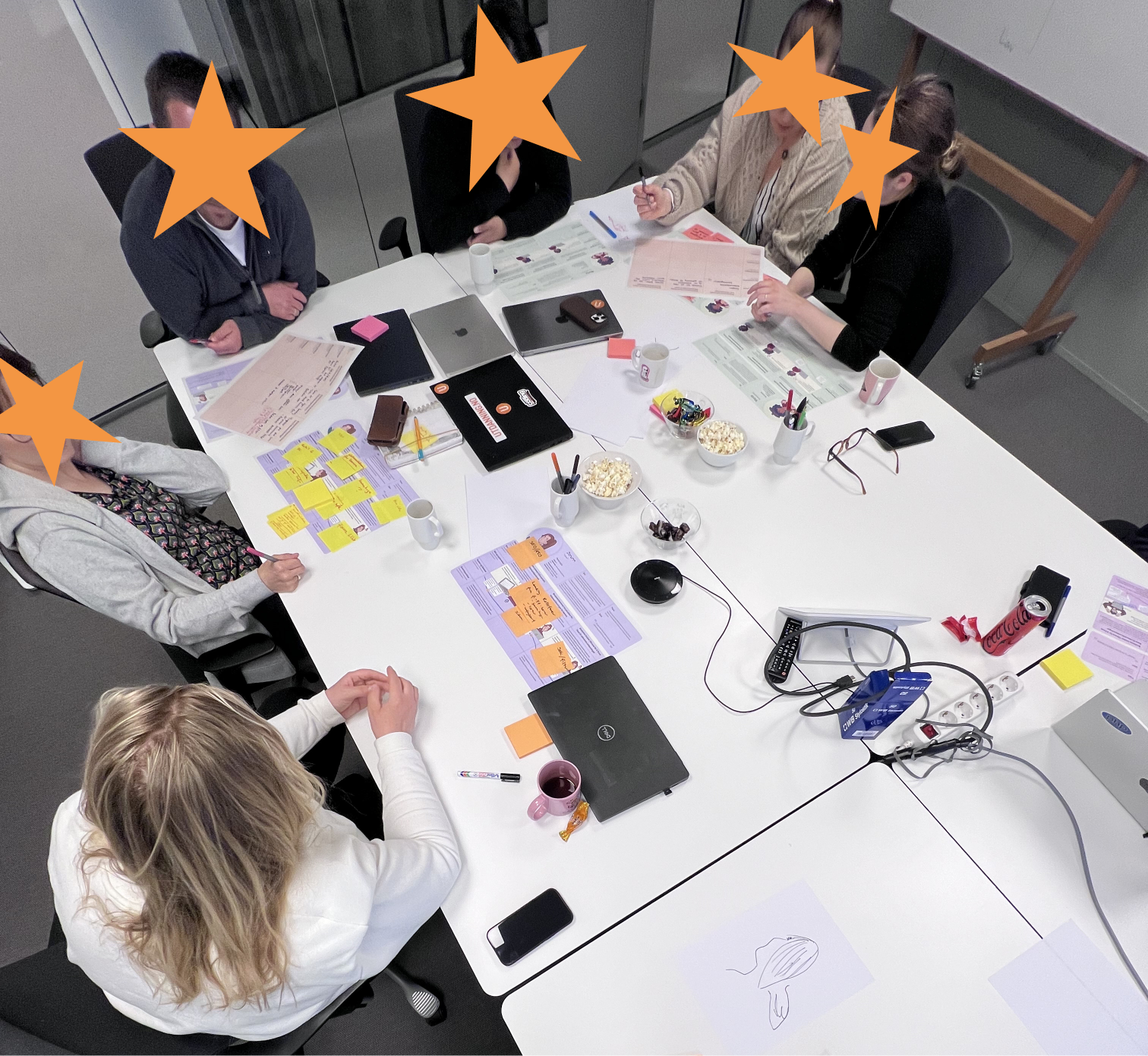 People holding a workshop together