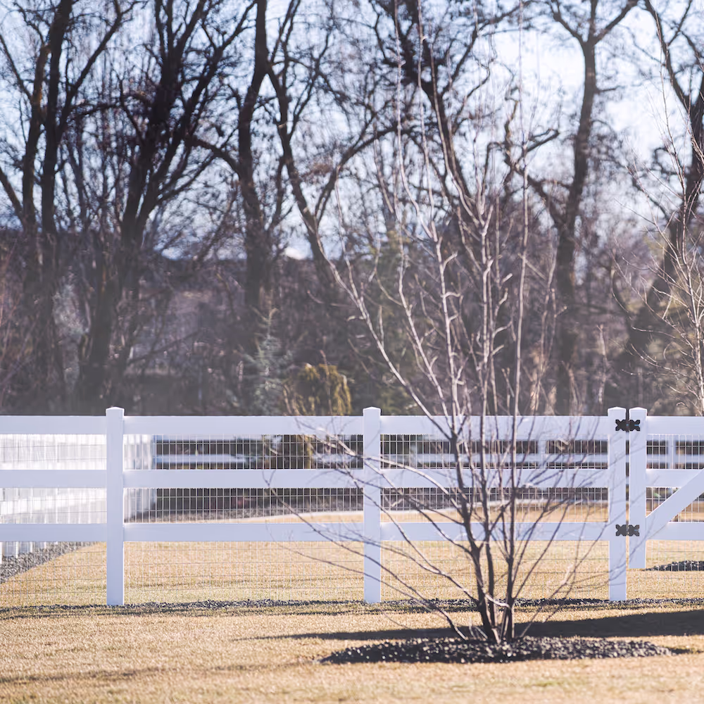 3 rail ranch rail vinyl fence