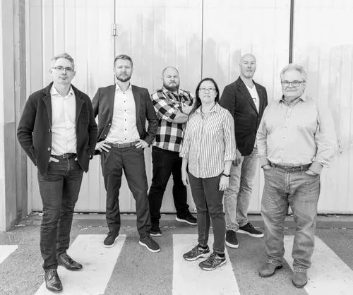 photograph of the iQ team