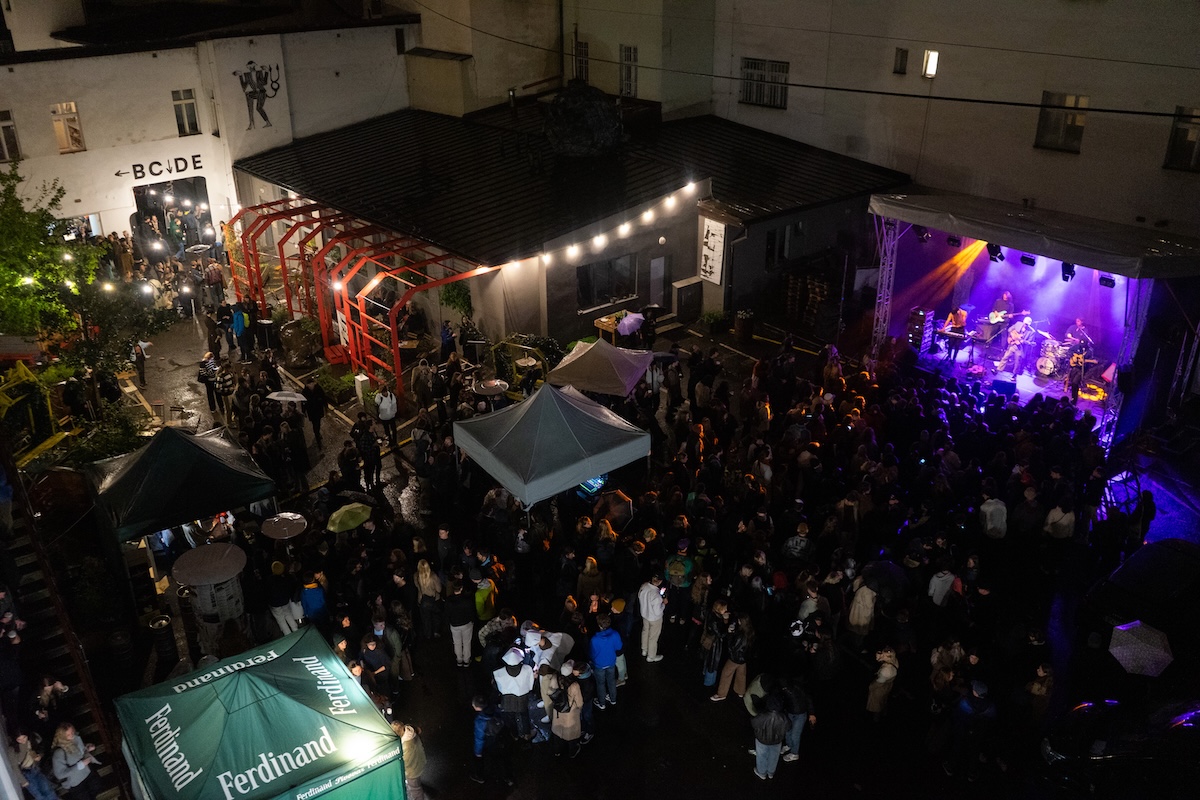 Festivaly i dvojitá vernisáž s FAMU. Kampus Hybernská očekává našlapanou sezónu