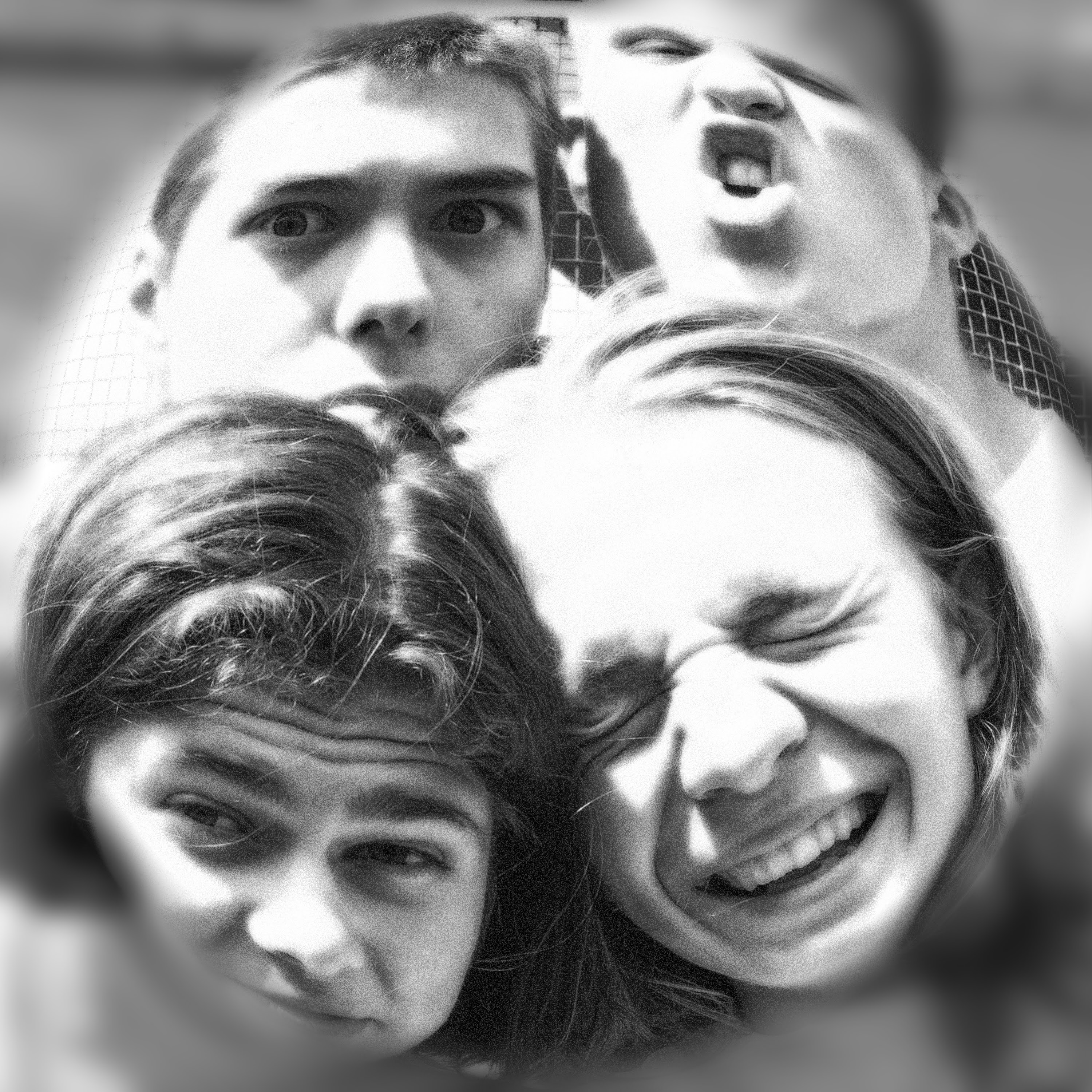 HYB4 Hudba: Quarantines + BULIT + Drunken Strings