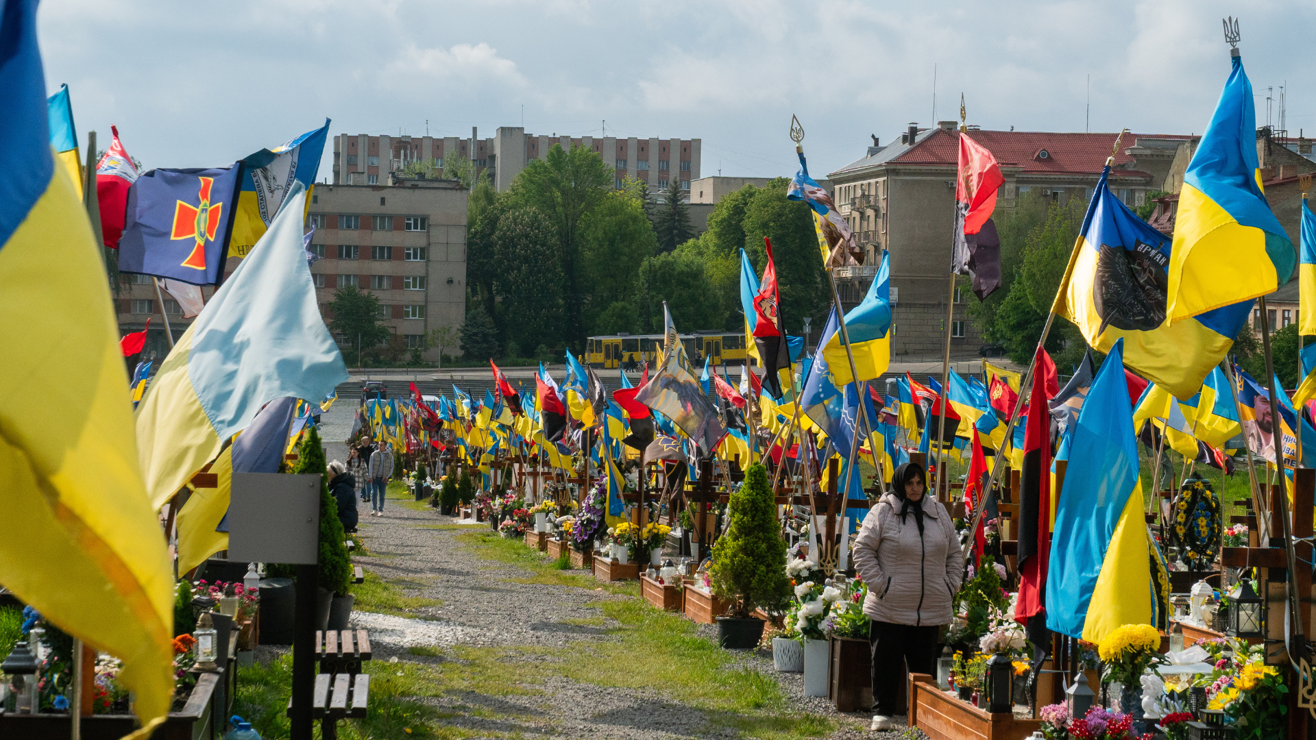Institut Paměti národa – Ukrajina bojující