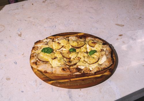 La Pecora Nera Pinsa