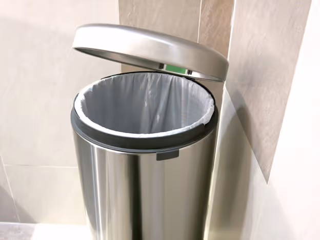 garbage bin bag for disposing of medical masks