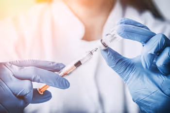 Considerations When Choosing Medical Gloves