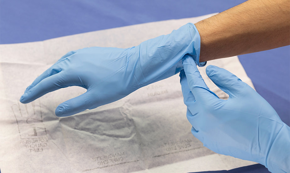 Sterile Nitrile Glove