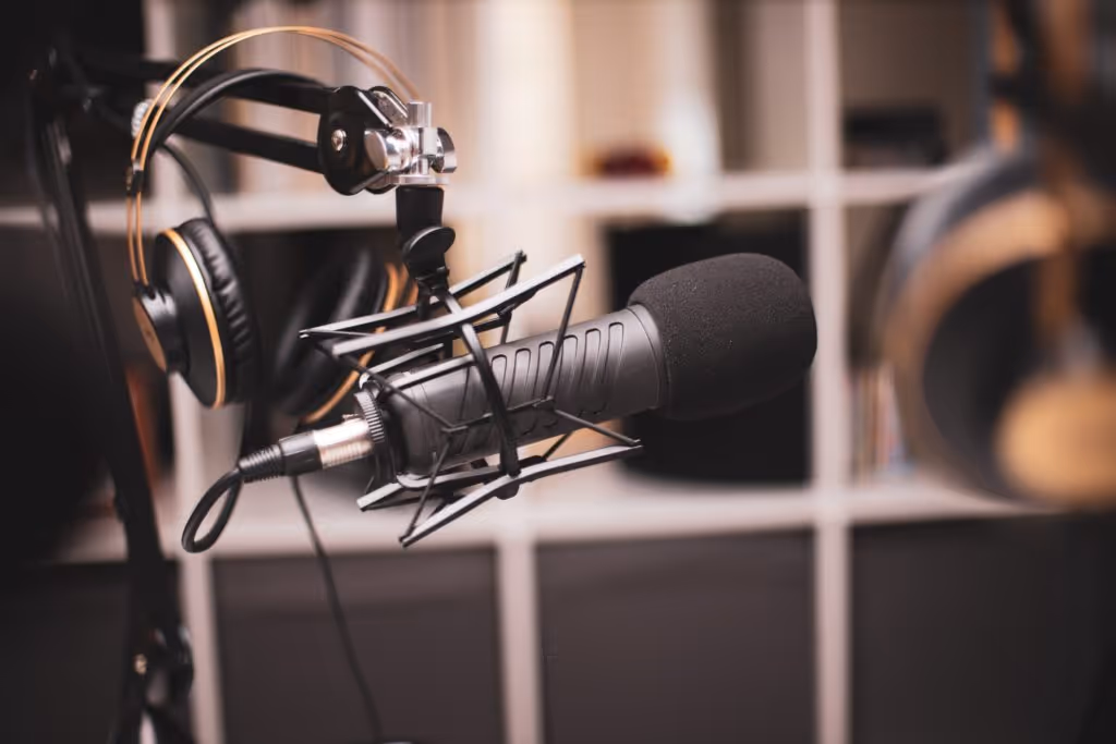 microphone-for-podcasting
