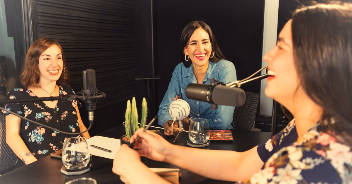33 Podcast Interview Questions That Produce Engaging Answers