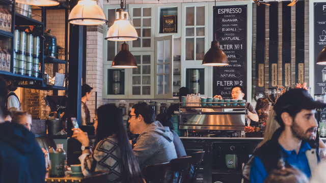 Restaurant full of people