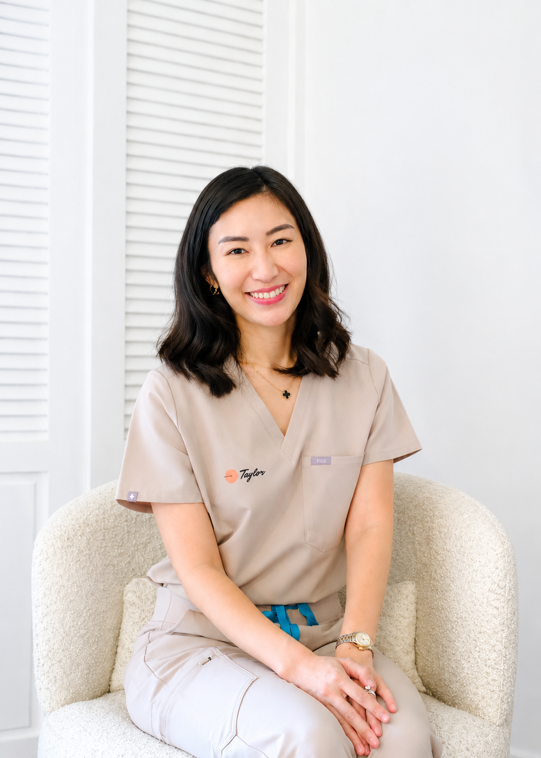 Dr. Jody Paige Goh, Chief Medical Officer and Menopause Doctor at Hey Taylor