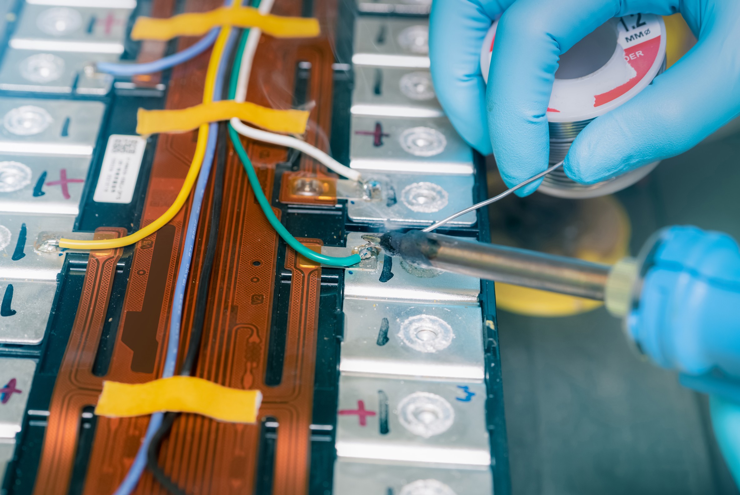 Peak Energy’s sodium-ion battery container system using passive cooling for safe, grid-scale energy storage.