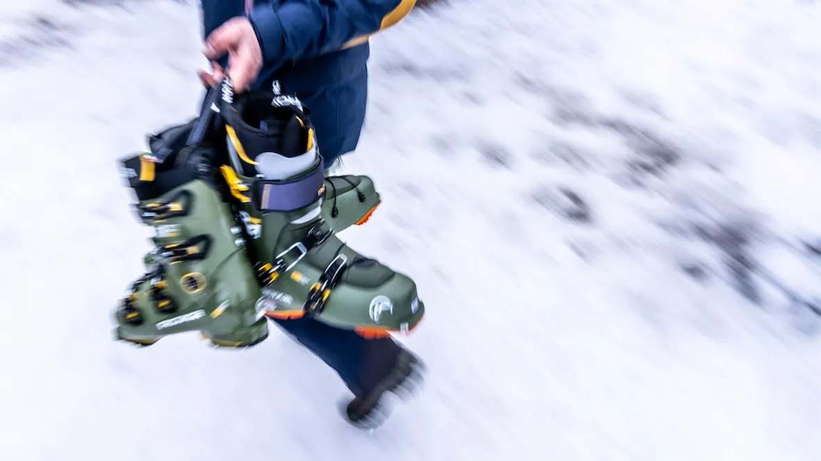 Exciting Opportunity for Aspiring Boot Fitters 