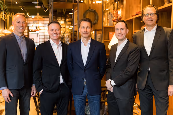 Darwin CX and dsb executives (from left to right): Michael Smith (Co-Founder & Chief Technology Officer, Darwin CX), Alexander Münch (COO, dsb), Ulrich Beck (CEO, Beck Group), Liam Lynch (CEO, Darwin CX) and Olaf Bendt (CEO, dsb) - Photo: Hanna Lauterjung-Basler