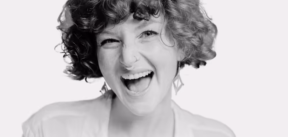 Delight Loyal Audiences and Advertisers: Build a Successful B2C Subscription Crate Business