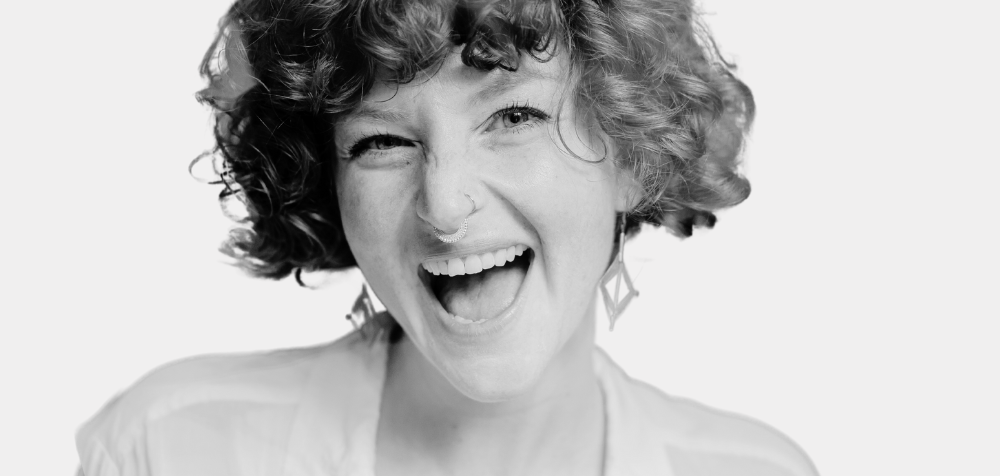 Delight Loyal Audiences and Advertisers: Build a Successful B2C Subscription Crate Business