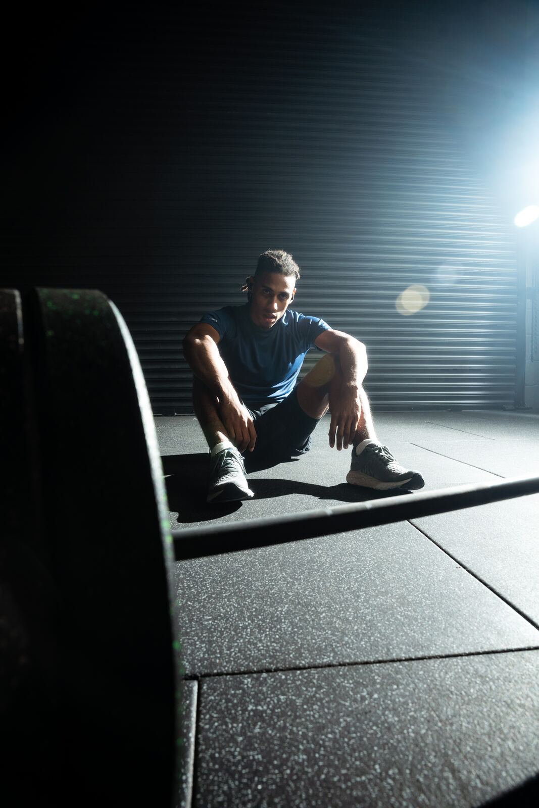 Athlete resting between efforts during a long training session
