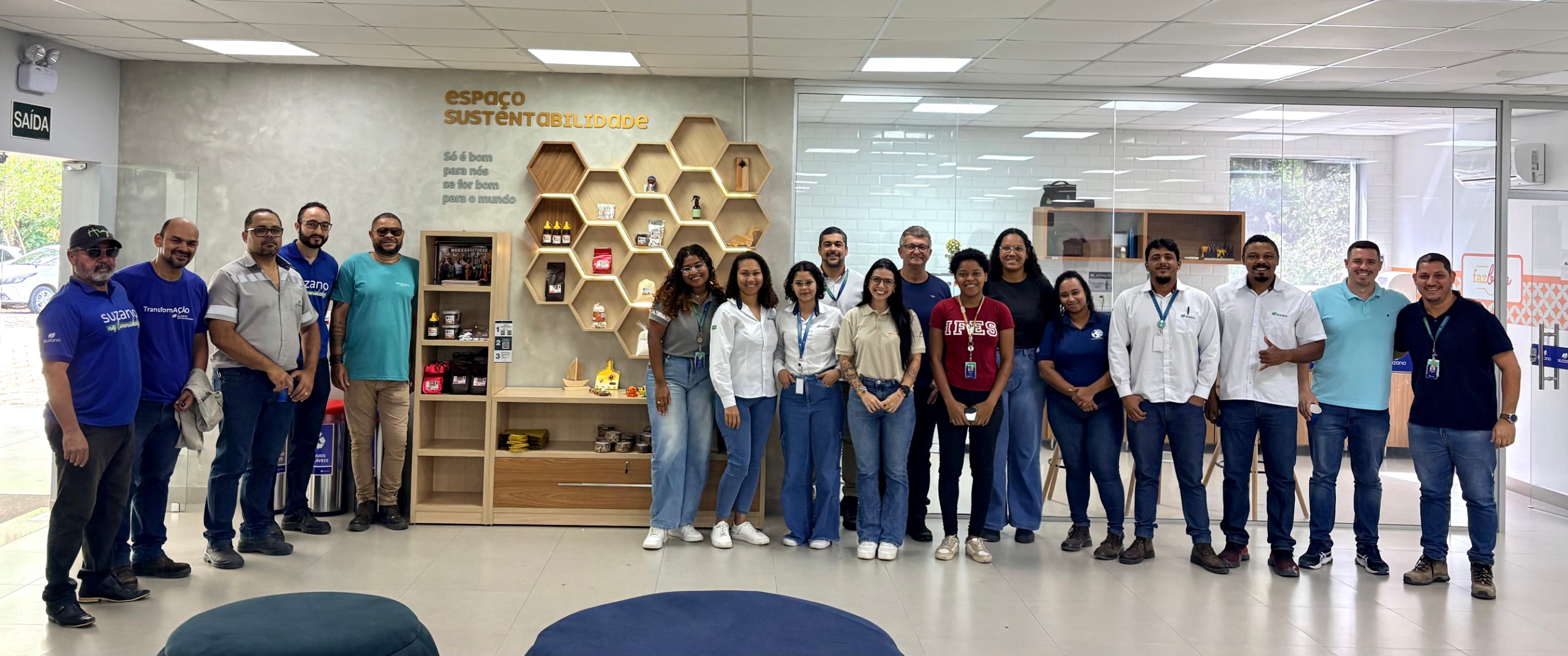 Pequenos empreendedores ganham espaço de vendas dentro do Centro de Operações da Suzano em Conceição da Barra