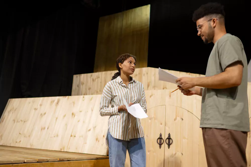 Master How to Add High School Theater to a Resume With Confidence