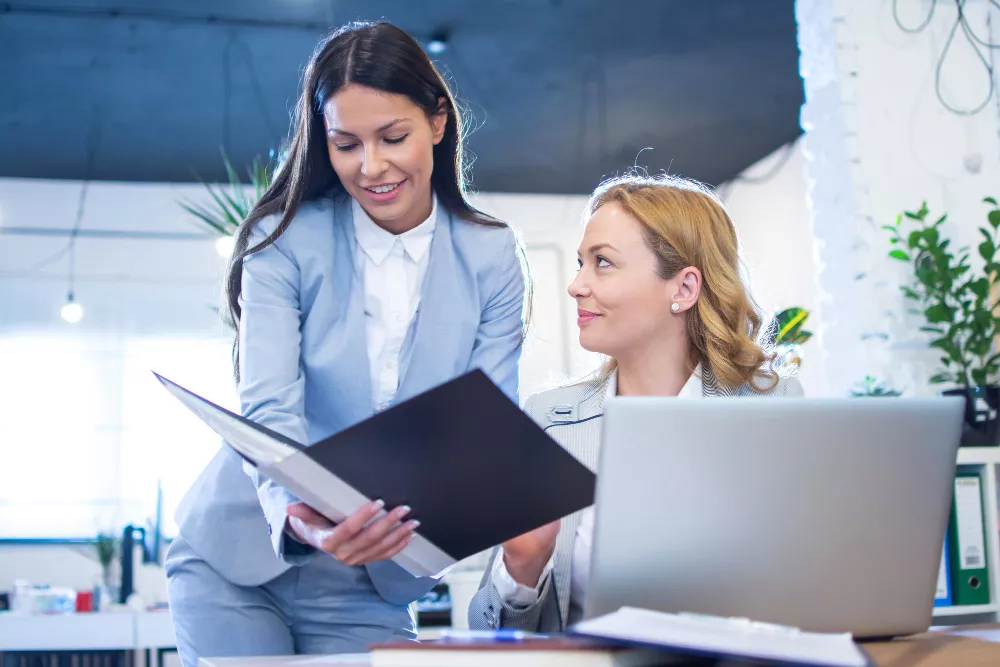 How to Get a Paralegal Internship: A Guide to a Successful Career