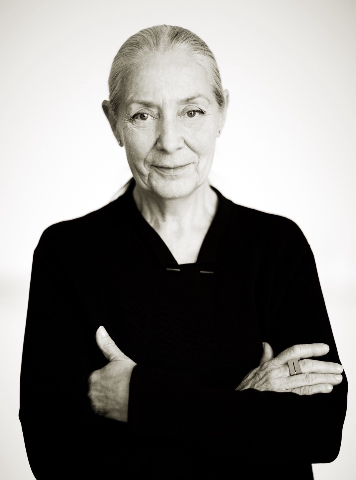 Bilden visar porträtt av Ingegerd Råman