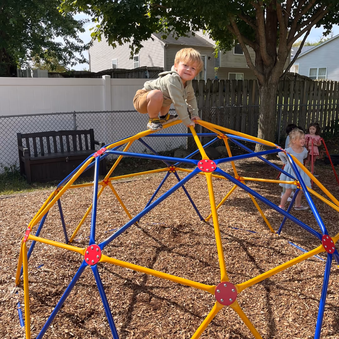 fox-valley-montessori-school-highlight-9
