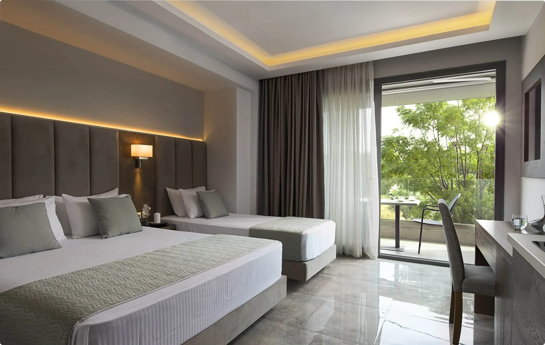 Deluxe Suite  