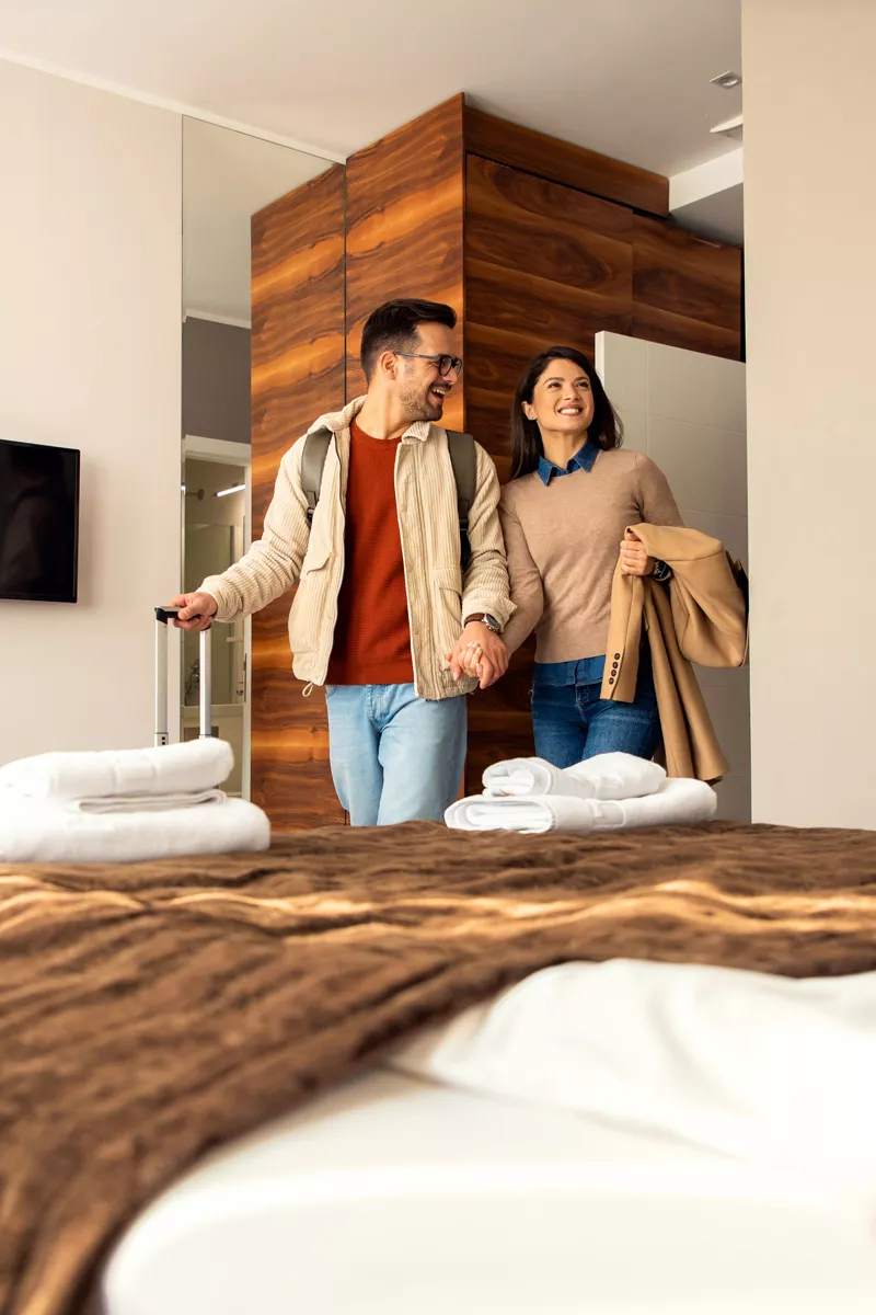 Montanha-russa representando atração turística para plataforma de publicidade