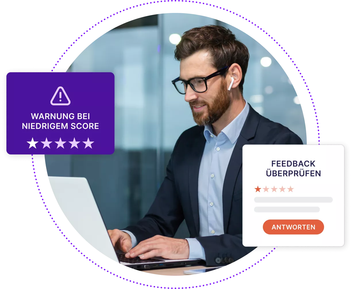 Geschäftsmann am Computer überprüft Feedback-Ergebnisse