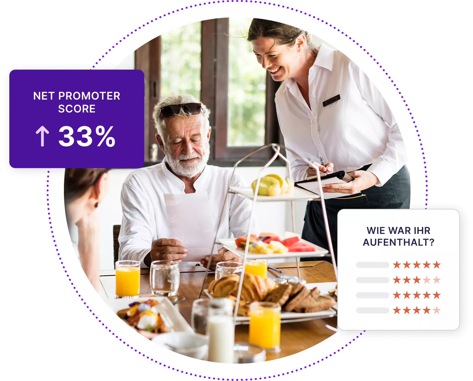 Hotelkellner lacht und bedient älteren Mann