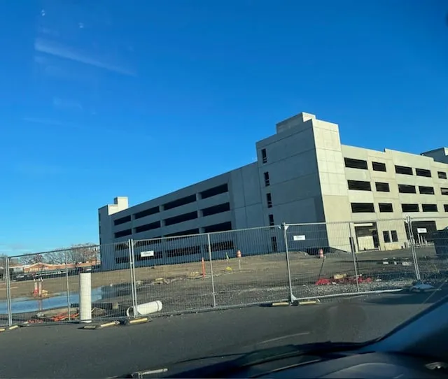 The Parking garage for the pearl at Moorestown Mall