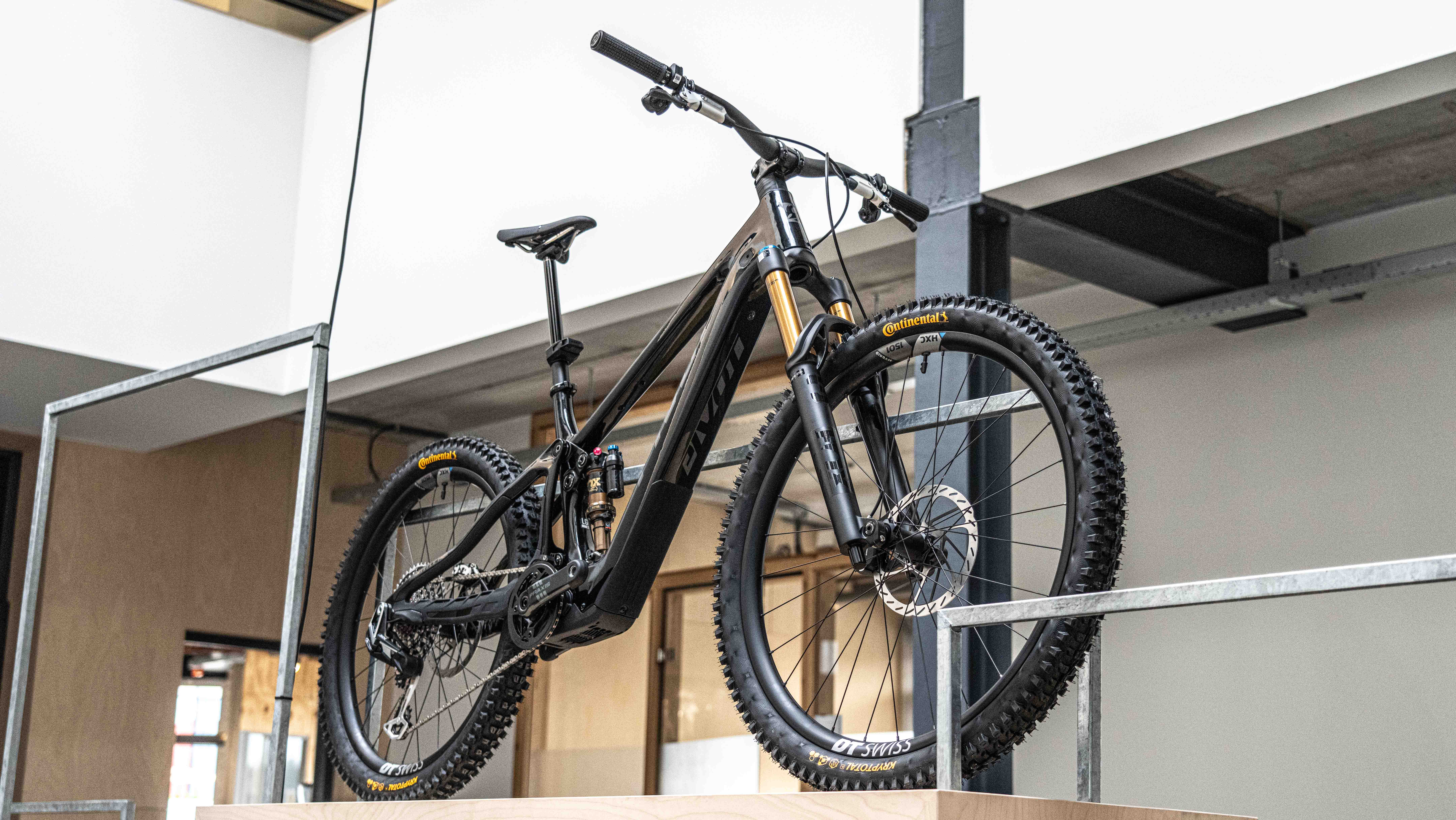 DT-Swiss met Kryptotal banden