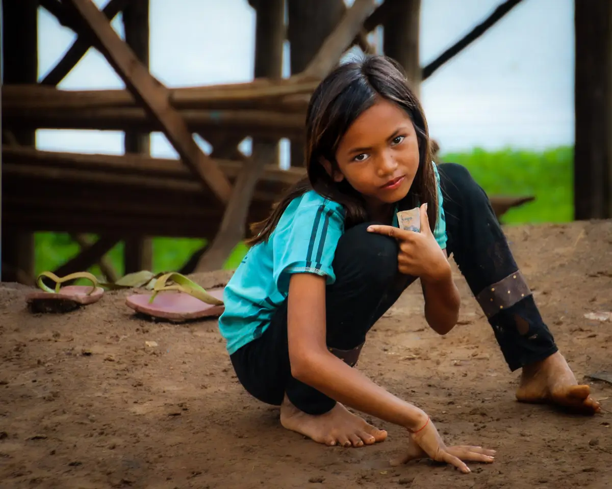 Vietnam: young girl with attitude