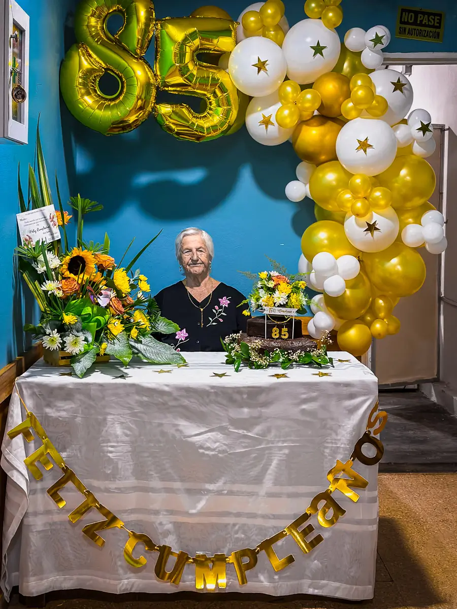 Colombia 85th birthday celebration with balloons