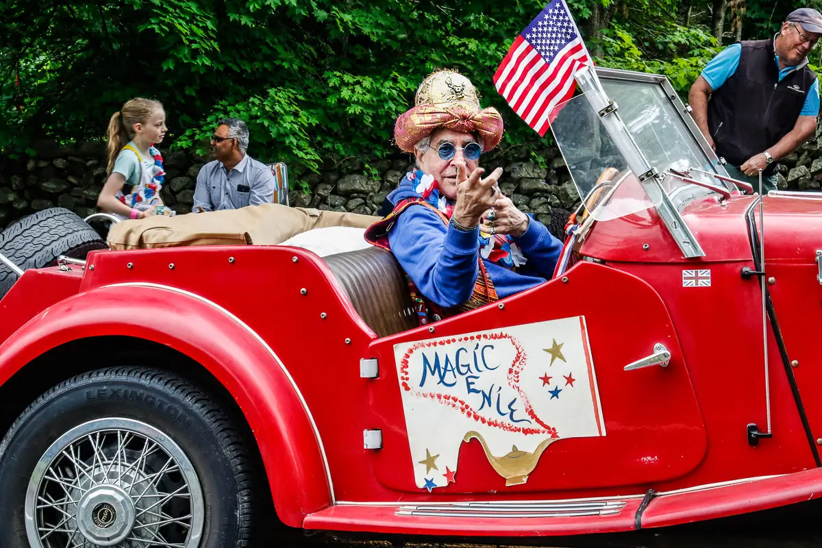 Memorial Day Parade Magic Genie, magician in Weston, CT