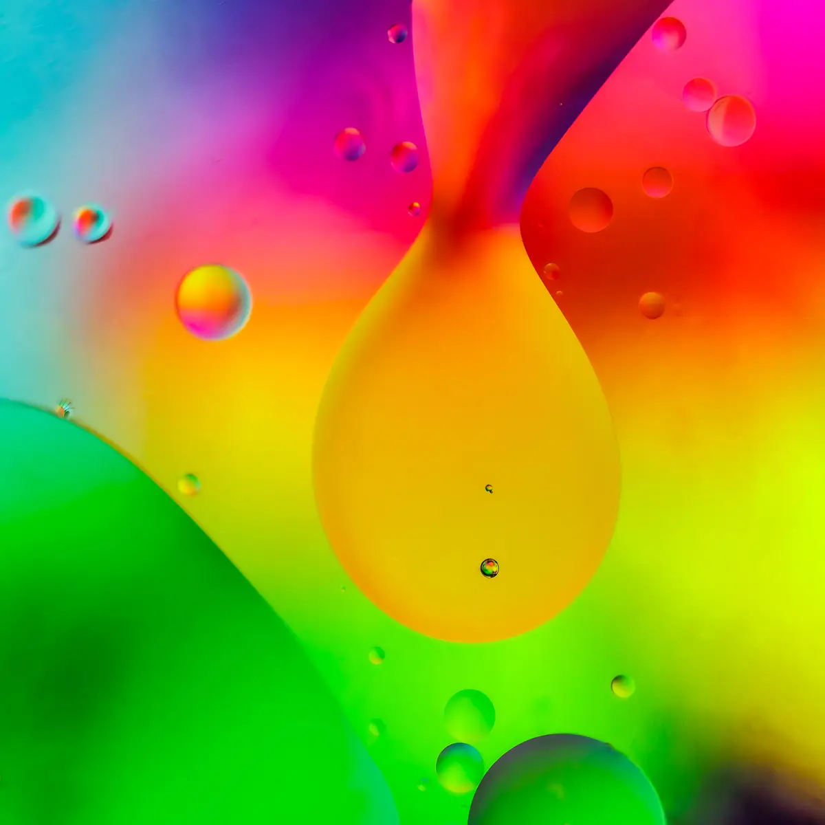 Immiscible: abstract of oil and water with a colorful background. 